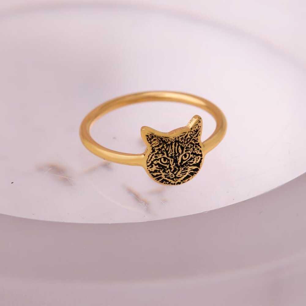 Custom Engraved Pet Portrait Ring | Personalised Keepsake Jewellery