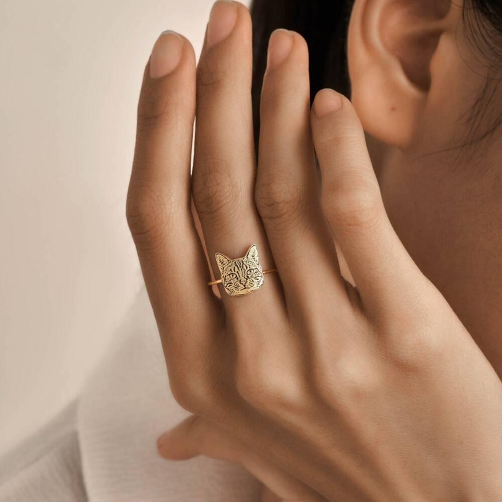 Custom Engraved Pet Portrait Ring | Personalised Keepsake Jewellery