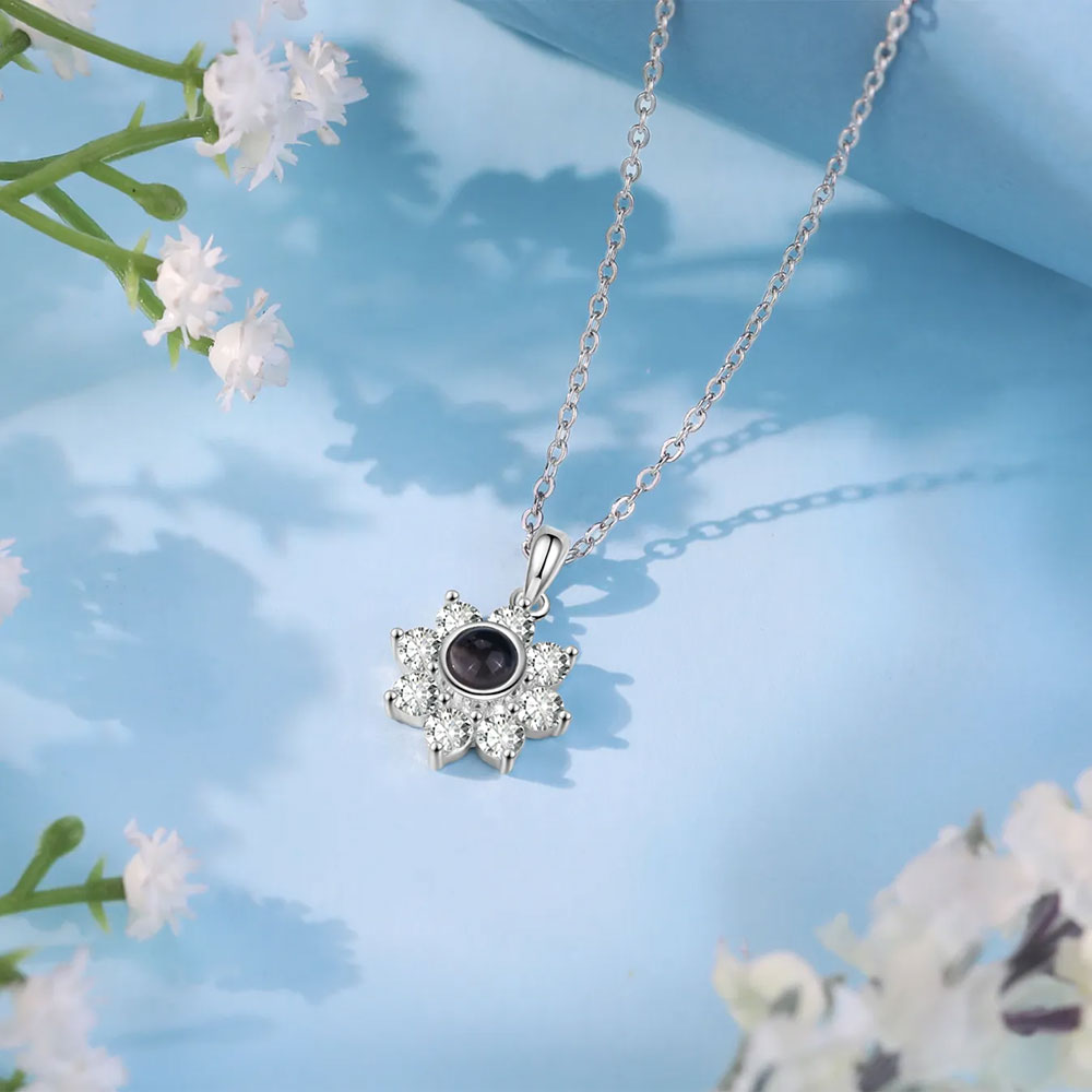 Sunflower Shine – Custom Pet Projection Necklace with Photo Inside