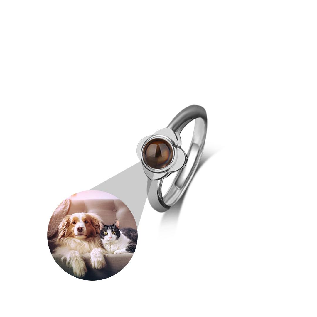LuckyPaw – Custom Four-Leaf Clover Pet Photo Projection Ring