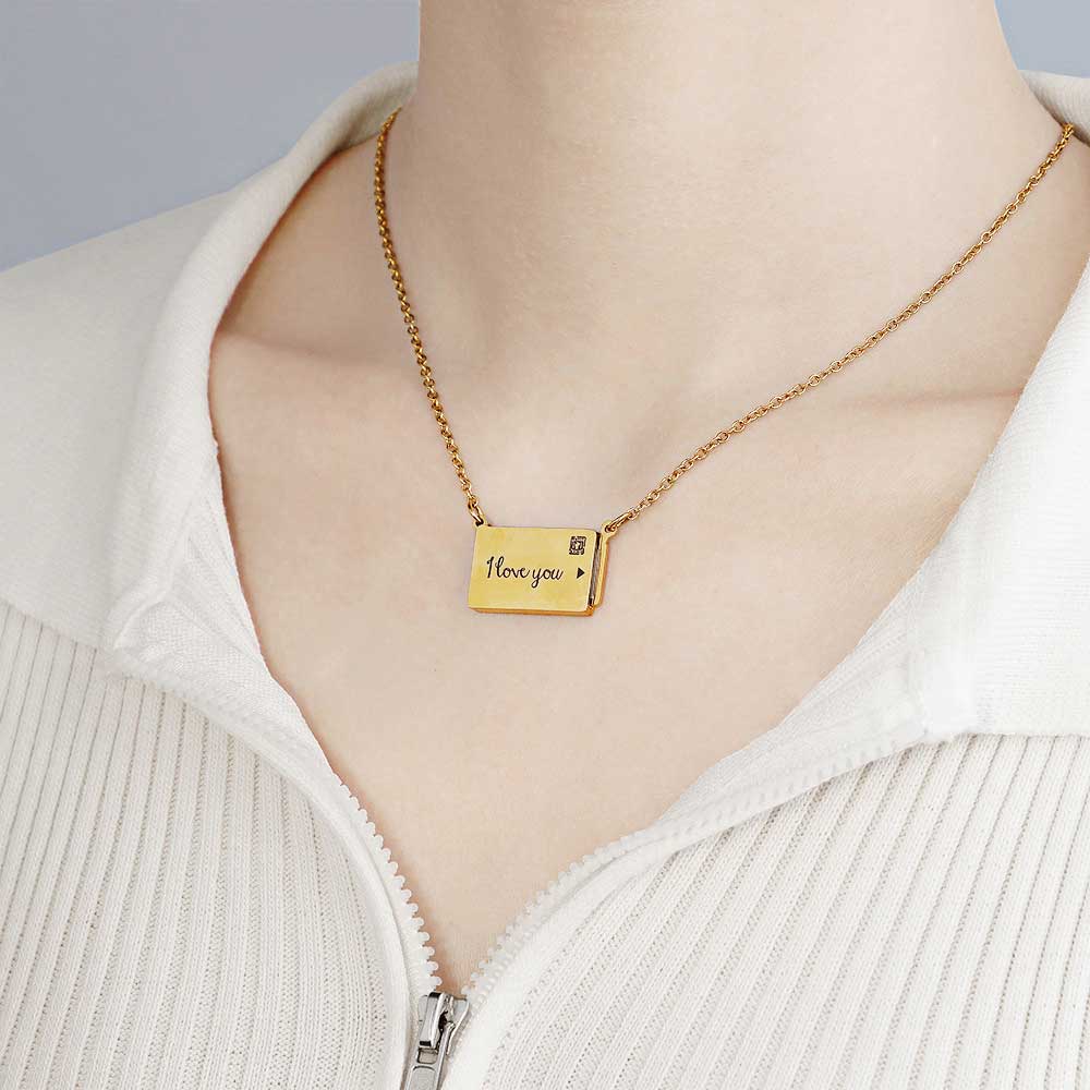 Custom Photo Engraved Pet Portrait Necklace - Personalized Keepsake Jewelry