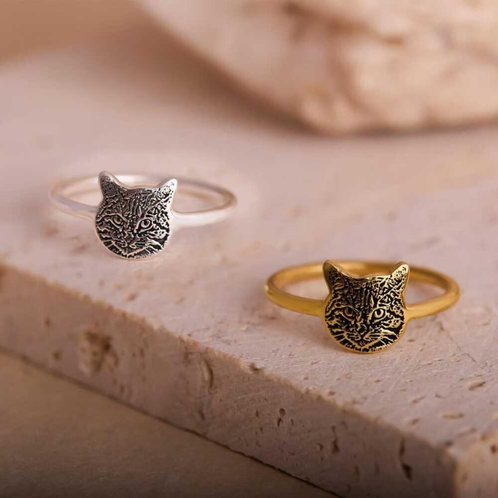 Custom Engraved Pet Portrait Ring | Personalised Keepsake Jewellery