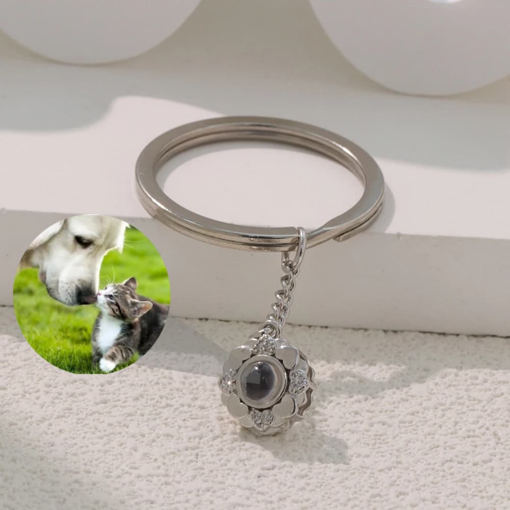 Blooming Memory – Custom Pet Photo Projection Keychain