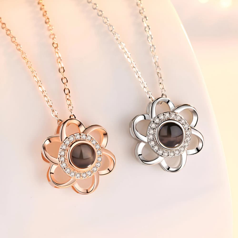 Blooming Memory – Custom Pet Photo Projection Necklace